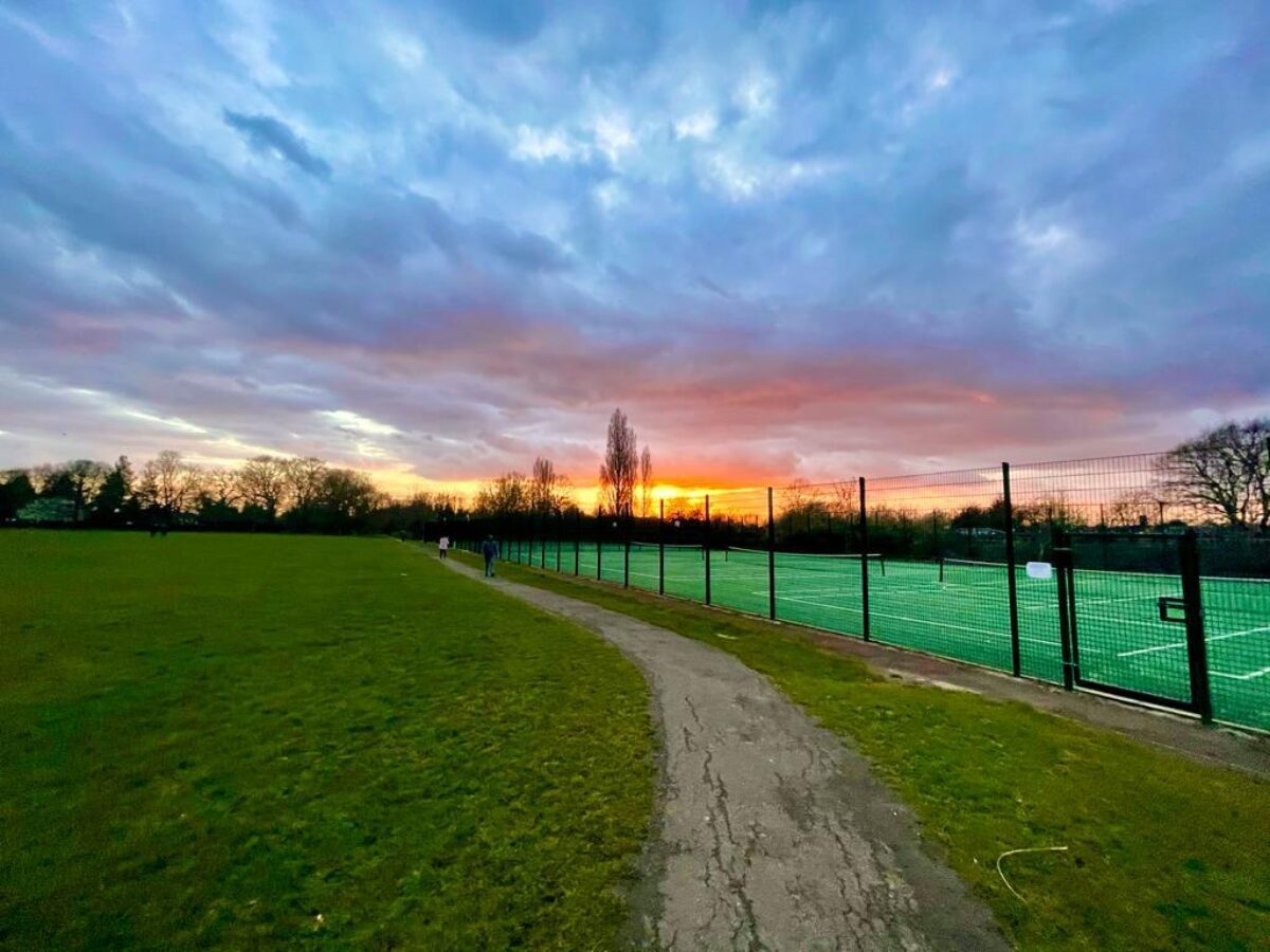 Free tennis courts discount
